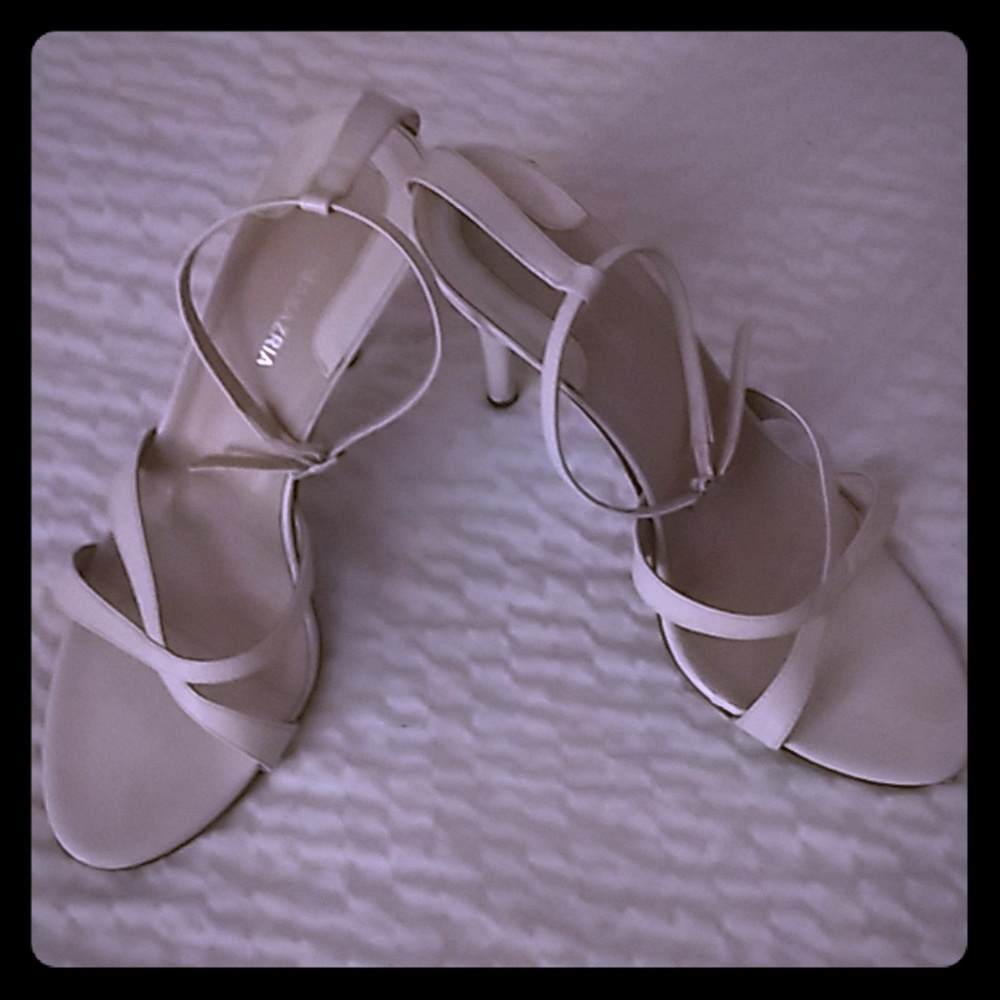 BCBG MAXAZRIA